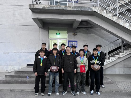图四